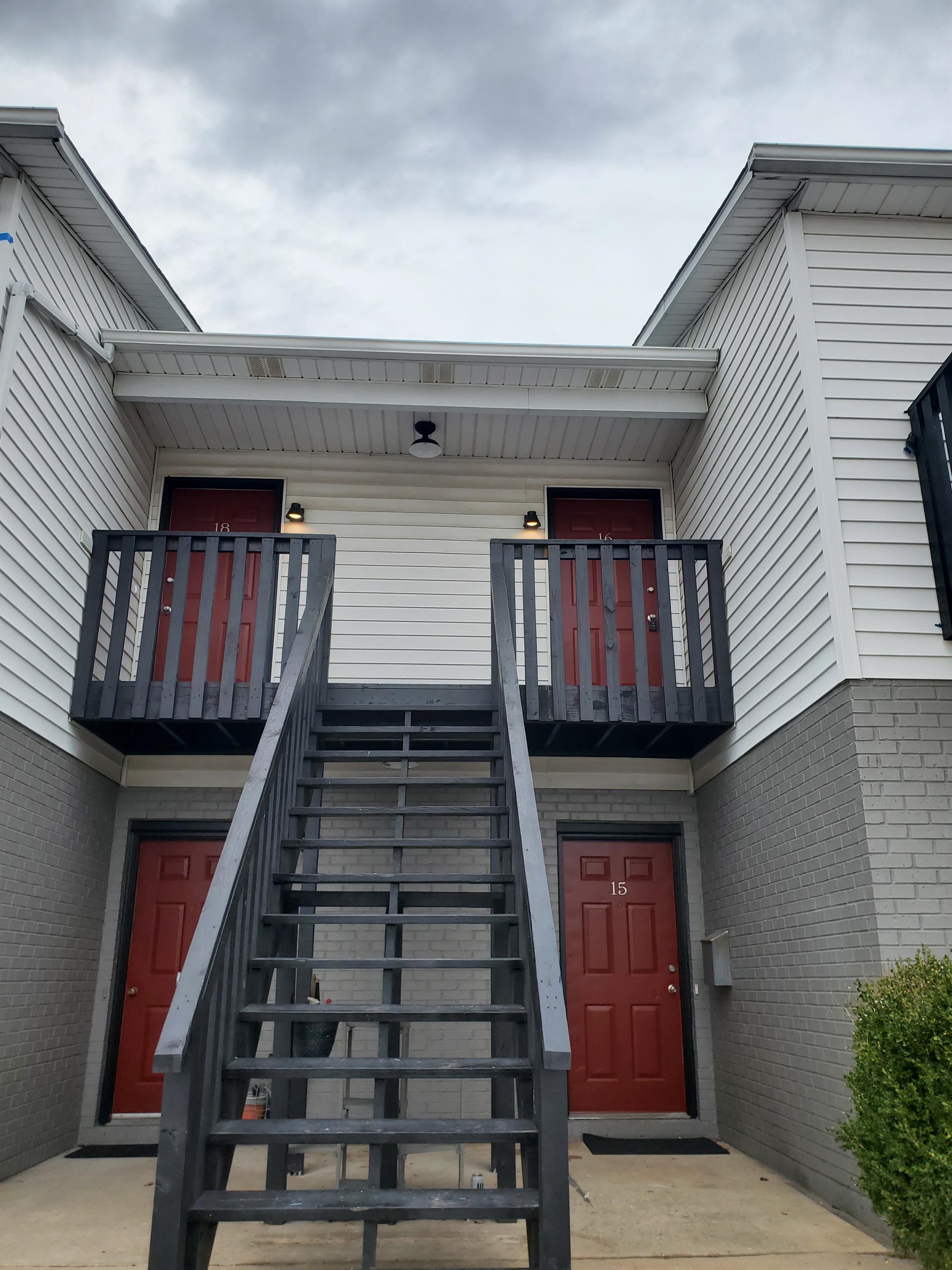 1803 Longview Drive Southwest
