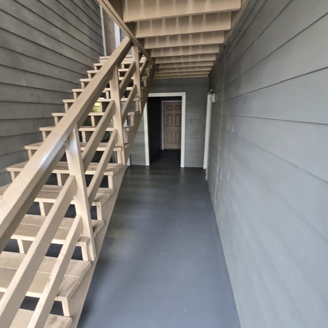 Ash Avenue Northeast