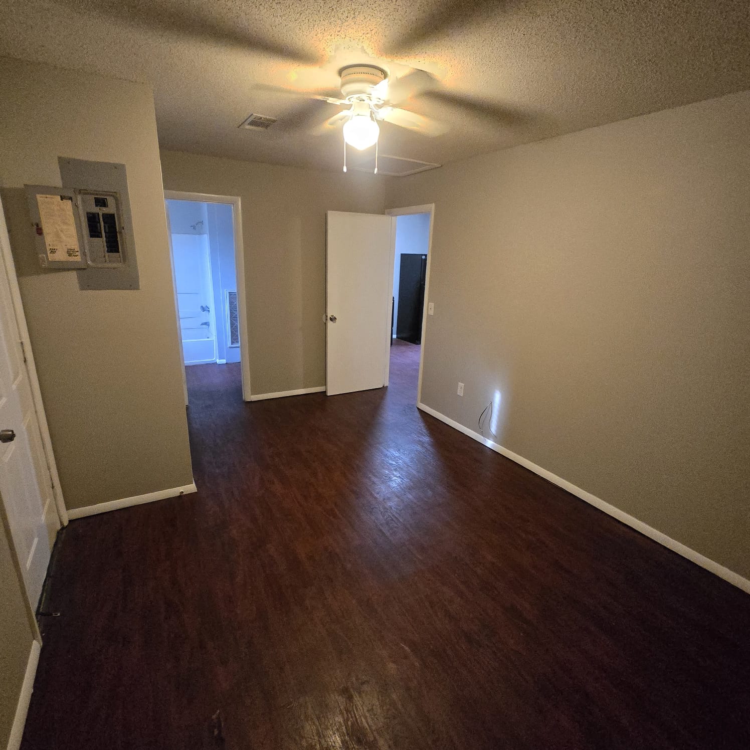 Pucket Road Southwest - 102 D